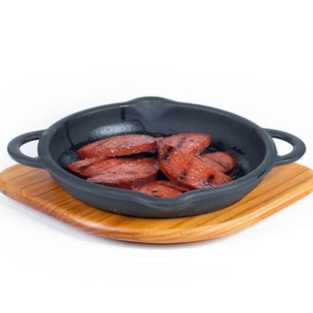 Sahanda Sucuklu Yumurta